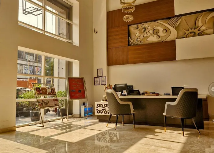 Hotel The Pearl, City Center - Traveler\'S Choice Award Winner For 2025